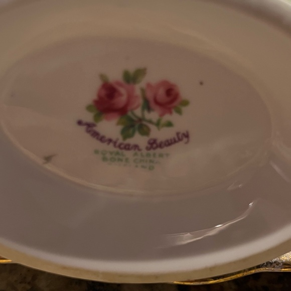 Royal Albert Bone China Set - Picture 9 of 9